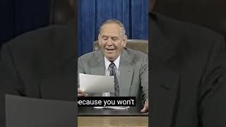 Pastor Arnold Murray answers a person who believes in the rapture telling him he won't make it.😆