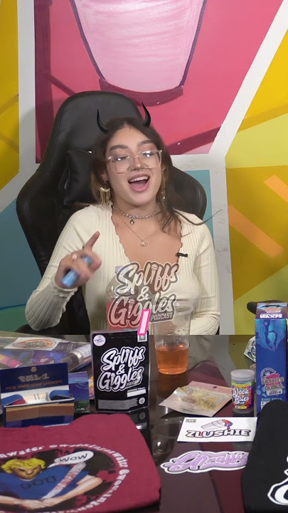 Violet gems says shell eat a Booty 🍓 #viralvideo #podcast #comedyfilms