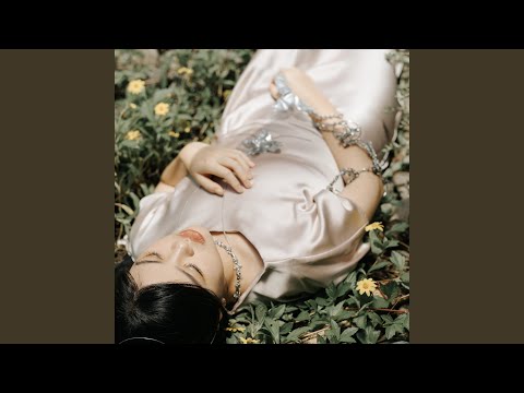 Смотреть «秘» на YouTube Смотреть «秘» на YouTube