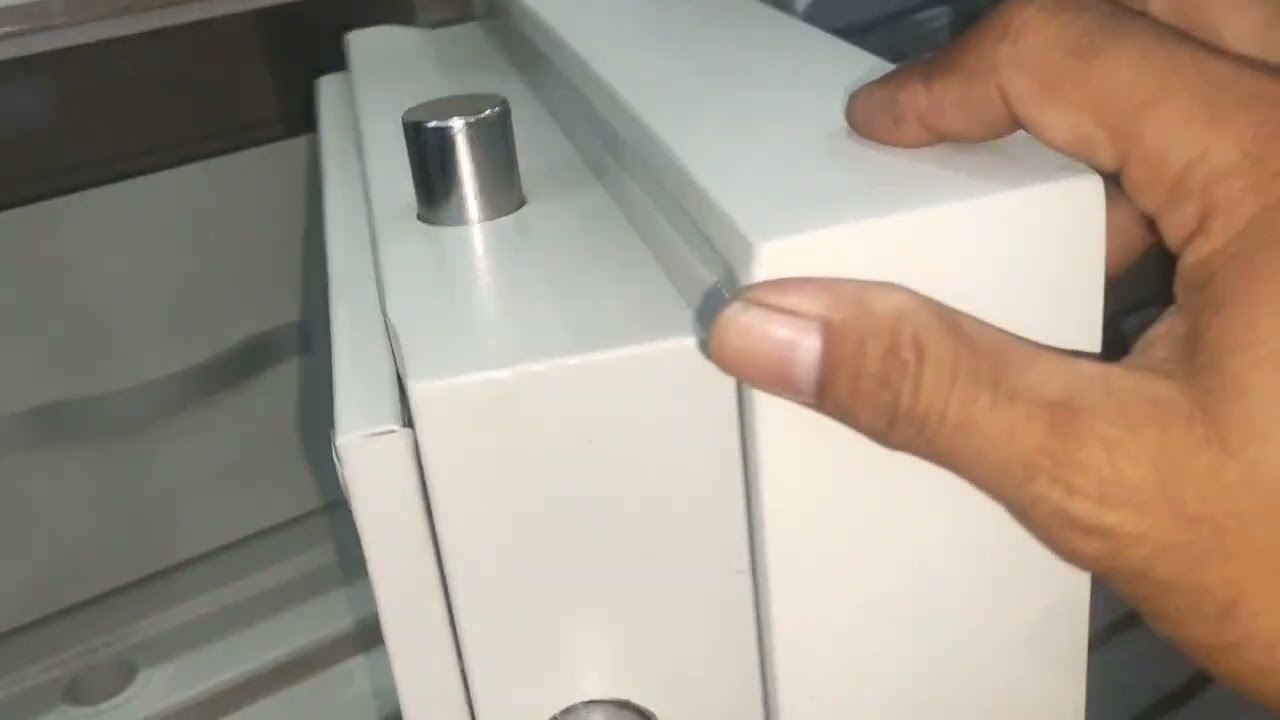 Cara mudah merubah kombinasi Brankas 3 nomer menjadi 1 nomer monggo dipahami bingung telpon saya Bos