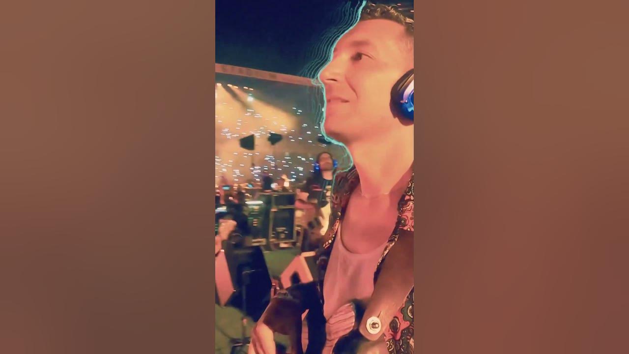 Yellow - Coldplay performed at Rockin’1000. Cesena 29/07/23