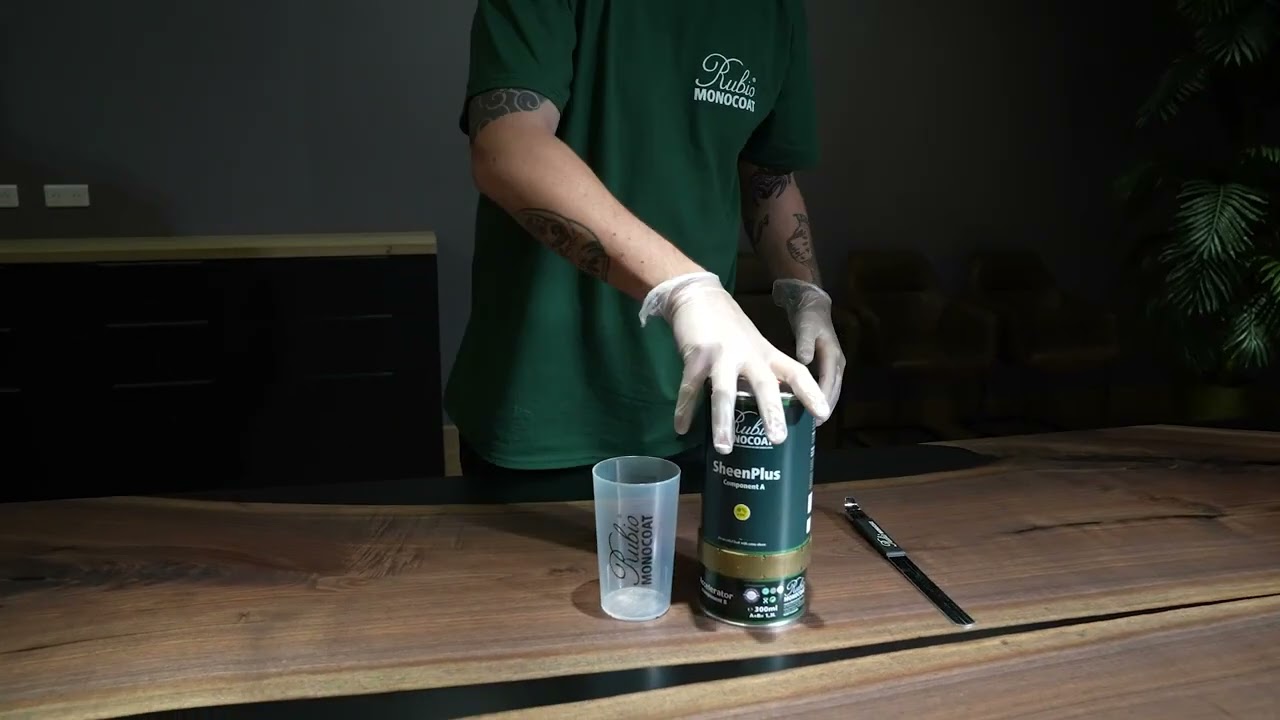 Comment protéger une River Table avec l'huile Rubio Monocoat : Guide pour une Finition Durable