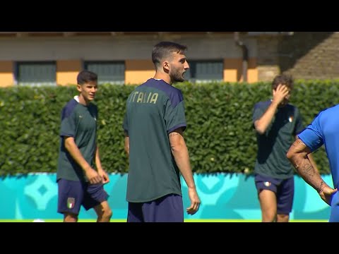 Italy Players Train Ahead Of Austria Clash - Italy v Austria - Round Of 16 - Euro 2020