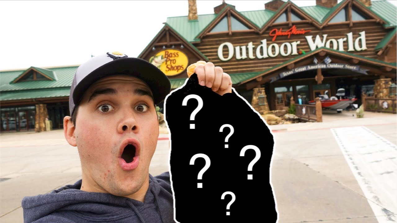 BEST SPRING FISHING LURES of 2018!! (Bass Pro Shops Challenge)