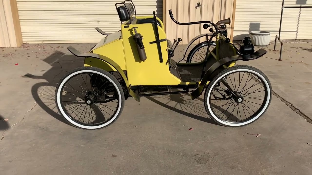 1902 Horseless Carriage Replica, Curved Dash Oldsmobile