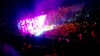 Paramore - Still Into You @ Key Arena, Seattle, WA (20131015 030)