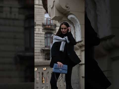 Сумка жіноча Classic 2.55 Small Single Flap Denim Silver, видео 1