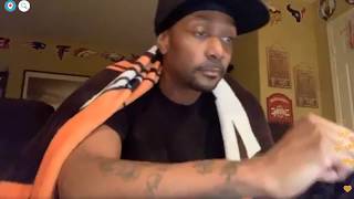 Krayzie Bone listening to "Night Shift (Remix)"