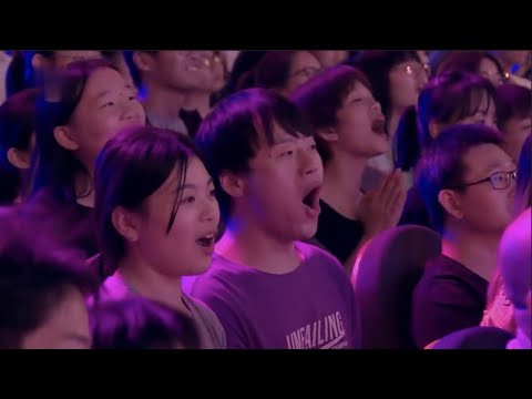台湾盲人歌手演唱邓丽君的歌，一开口宛如邓丽君原声再现！