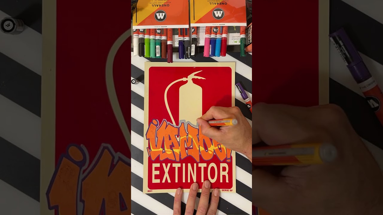 Vamos boceto con one4all sobre cartel luminiscente  