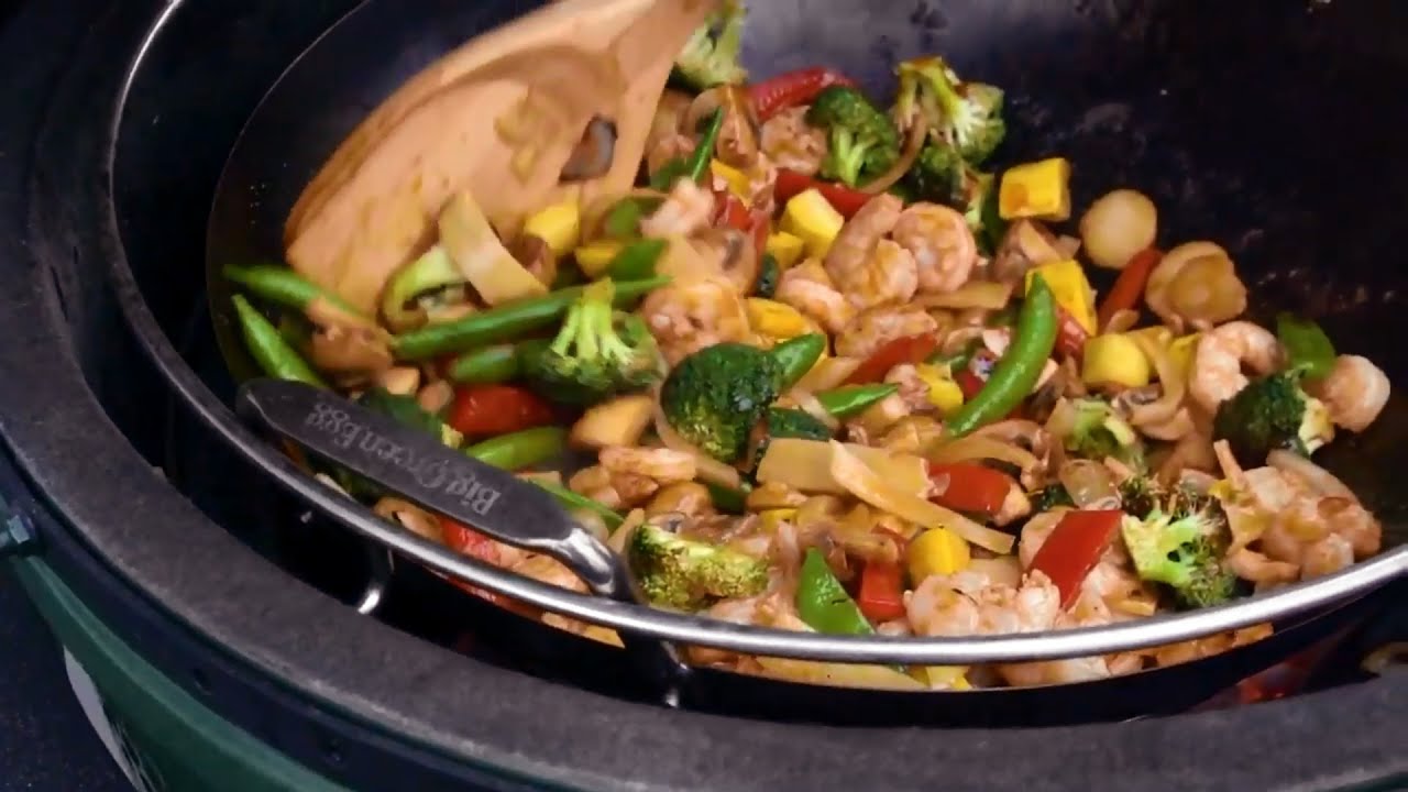 How to Use A Wok on a Big Green Egg 