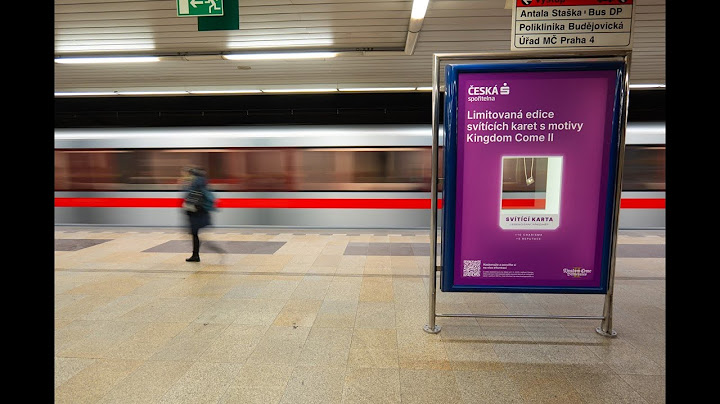 Česká spořitelna vystavila v CLV svoji svítící platební kartu