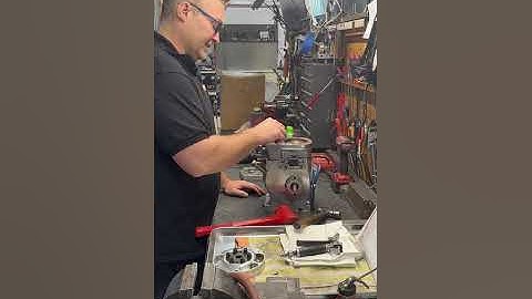 Rhino 2 Disassemble process, Blossom Racing, junior engine.