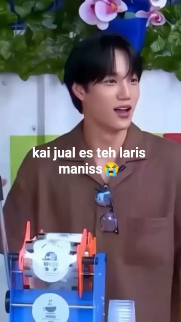 Kai EXO Jualan  Es Teh di Indonesia?! Lucu Banget 😭🍹  #viralhorts #viral #kai #transtv #fyp