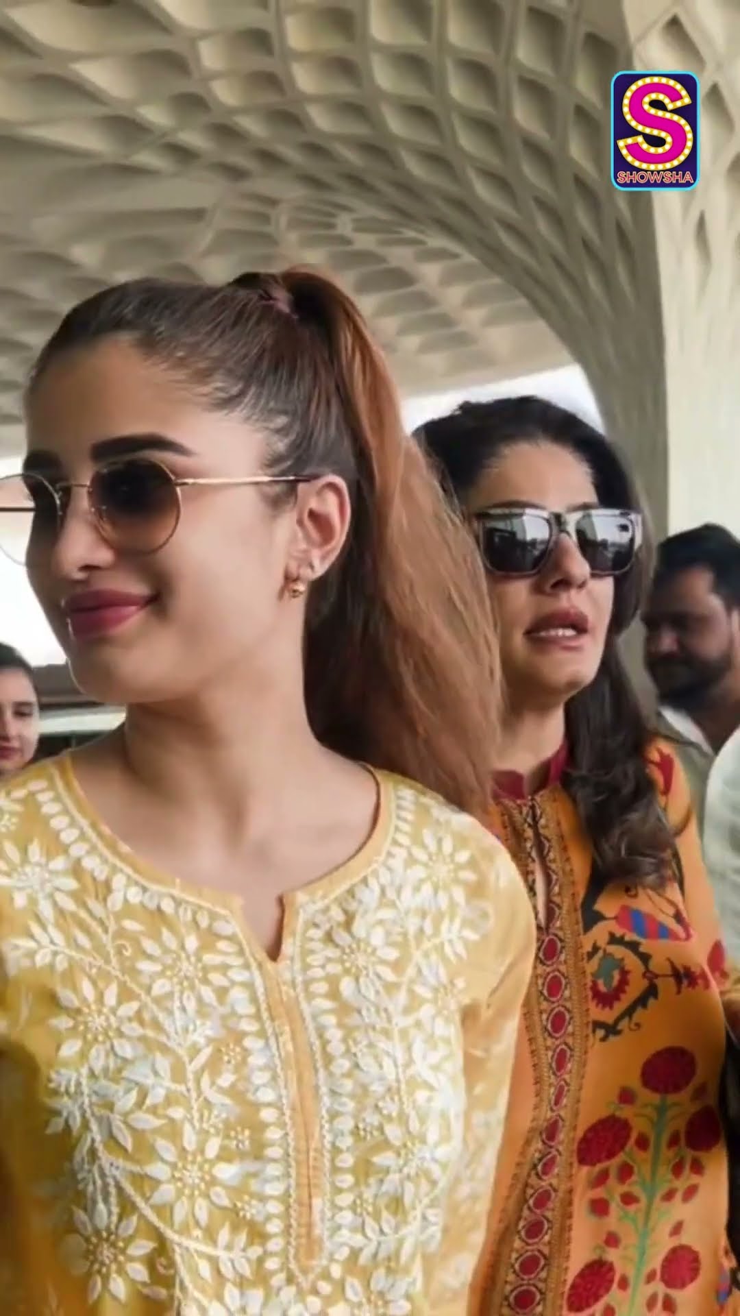 Stylish Mother-Daughter Duo Raveena \u0026 Rasha Spotted At Airport