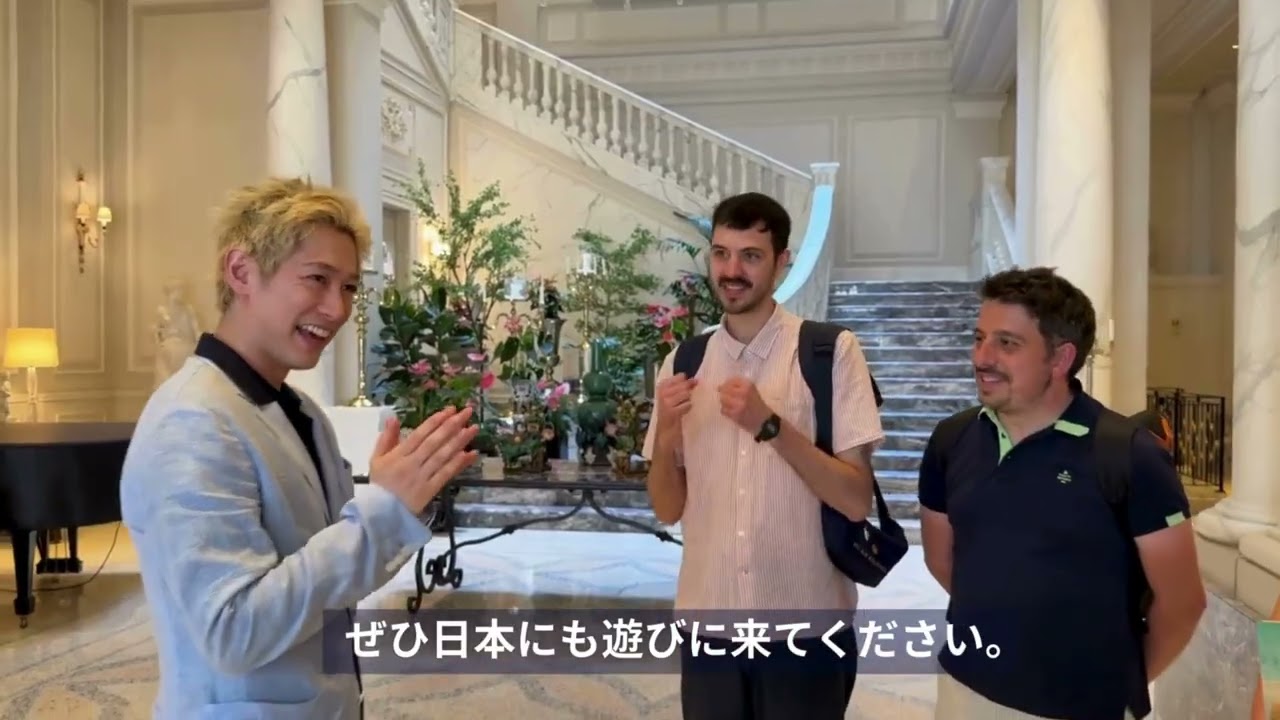ディーン・フジオカ氏初の翻訳絵本『ありさんシェフの　しょうたいじょう』　イタリア・ミラノにて原作者と対談　～ごあいさつ編～