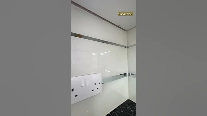 Mirror striped on white wall tiles in kitchen #kitchen #kitchendecor #kitchengadgets #tiledesign - DayDayNews