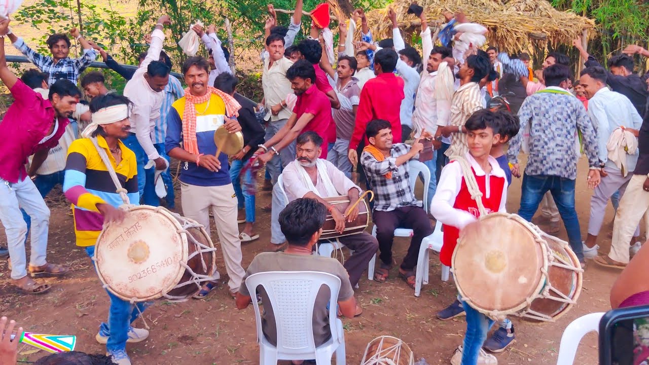 🥰अजय किराड़ मांदल और अरविंद की टकर आज खेरवाड़ा शादी बारात सभी भाईयों की फुल मोज विडियो 2025!P-1