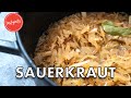 Deftiges Sauerkraut zubereiten und kochen nach Oma