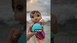 Baby alive Zoe looking for fidgets at the beach 🏝️🐢 #shorts #babyalive #babydoll #fidget