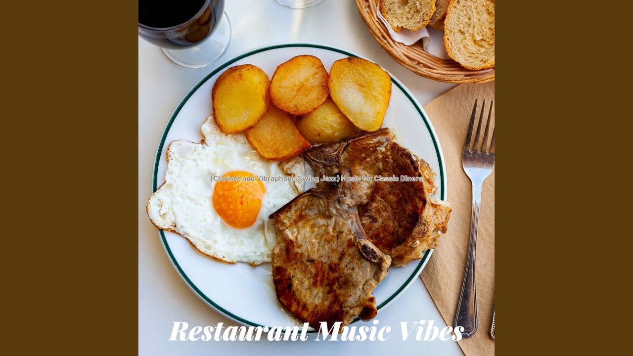 Bright Outdoor Dining