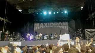 Noel Gallagher's High Flying Birds - Talk Tonight (live at Maxidrom 2012)