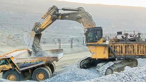 Komatsu PC2000 Mega Excavator Loading Heavy Dump Trucks | Extreme Mining Power