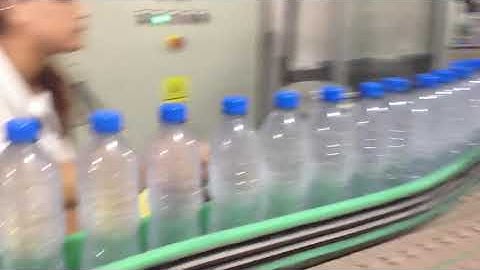 Co2 laser marking machine flying on line marking on plastic bottle