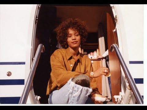 WHITNEY - Tráiler Español