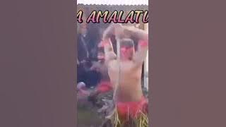 Tradisi Adat Turun Temurun kampung PAPERU..perbaiki Atap BAILEUW.