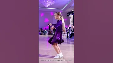 7 Years Old Super Stars Christian And Olivia Shorts 