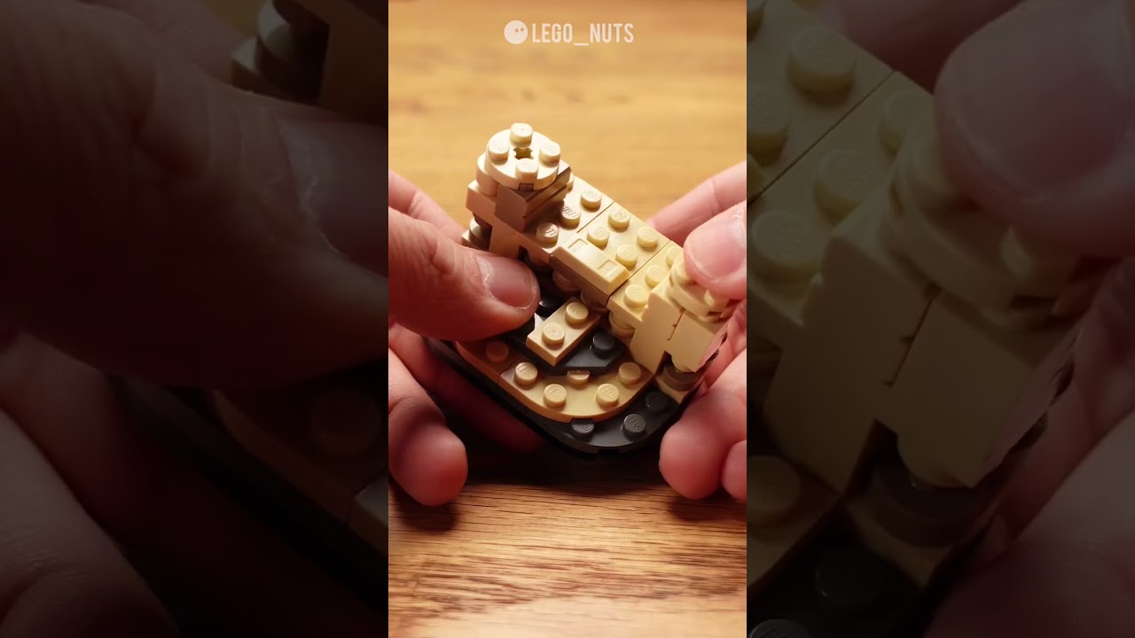 How to build a micro scale lego Colosseum, a small version of the big guy. 