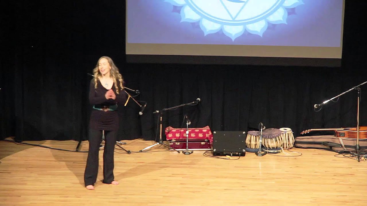Alice Bracegirdle at the 2014 Victoria Yoga Conference