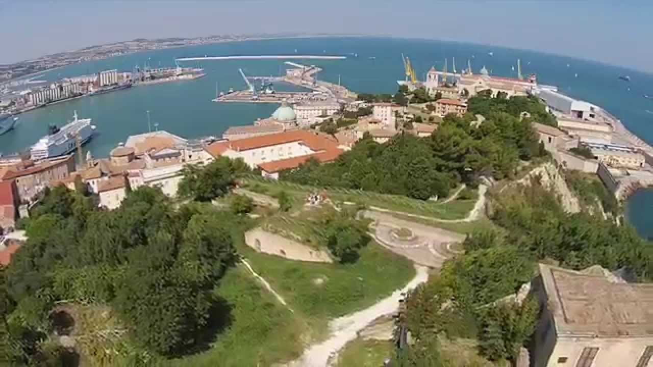 I sedici forti di Ancona dal drone!