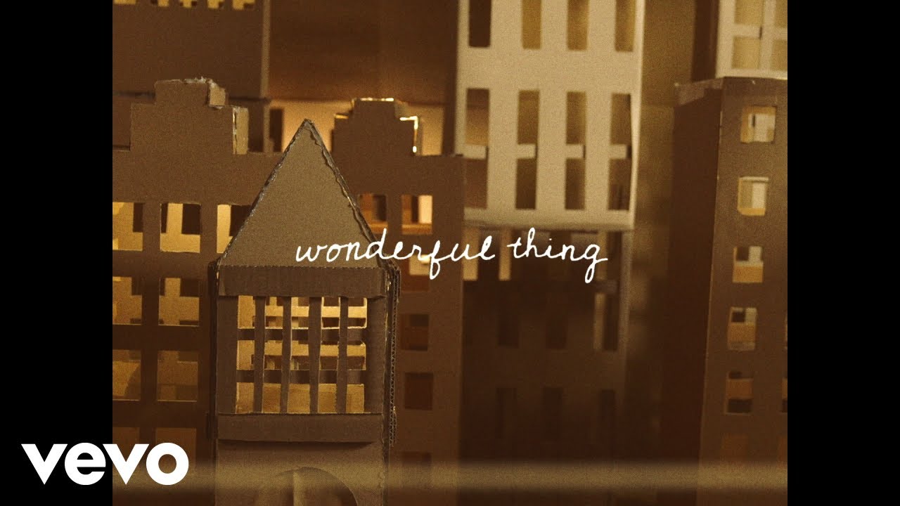 aron! - Wonderful Thing (City View Video)