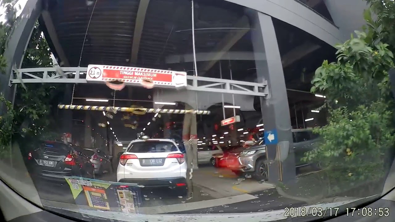 vans di aeon mall bsd