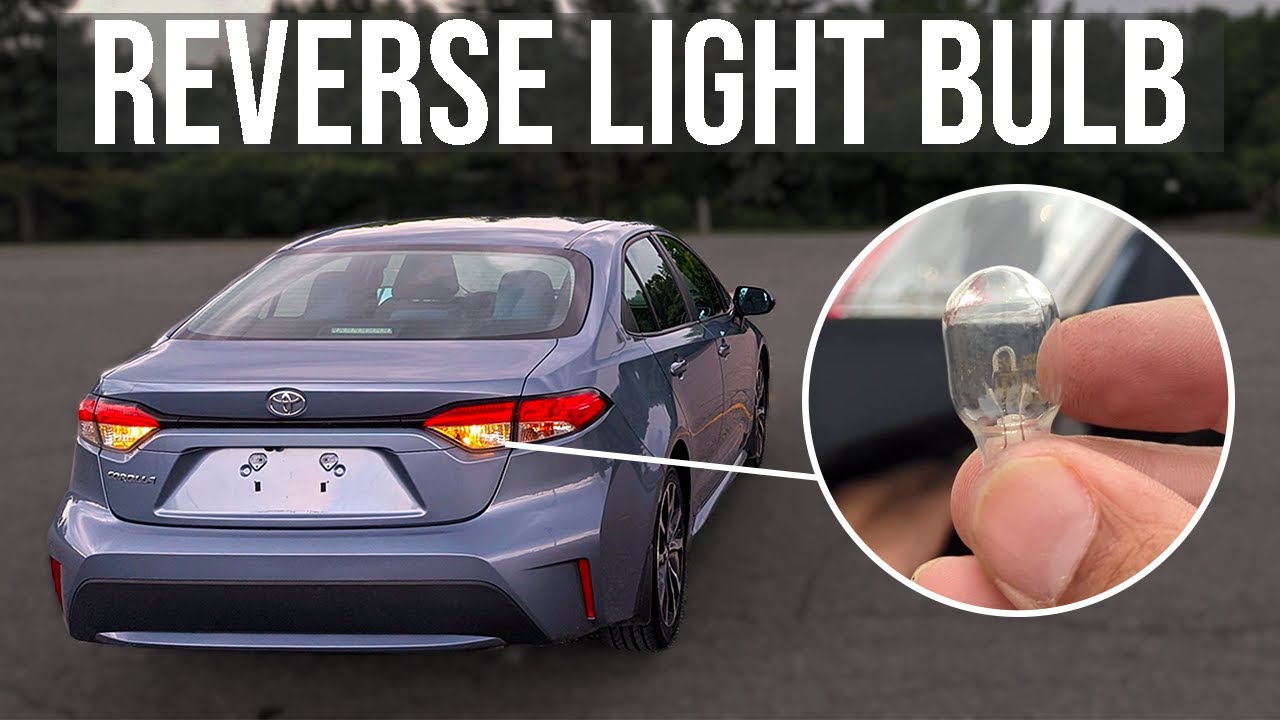 Как заменить лампочку заднего хода на Toyota Corolla (2019-2026)