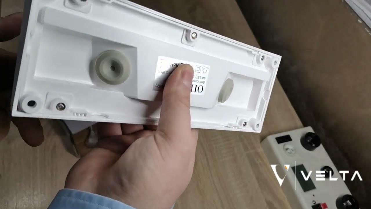 Prezentare Aplica perete exterior Alba 4W Lumina calda