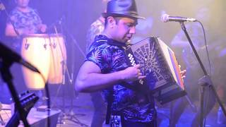 Cumbia rebajá/Cumbia arenosa - Ron & Velas chords