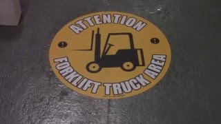 How to Apply Floor Safety Signs