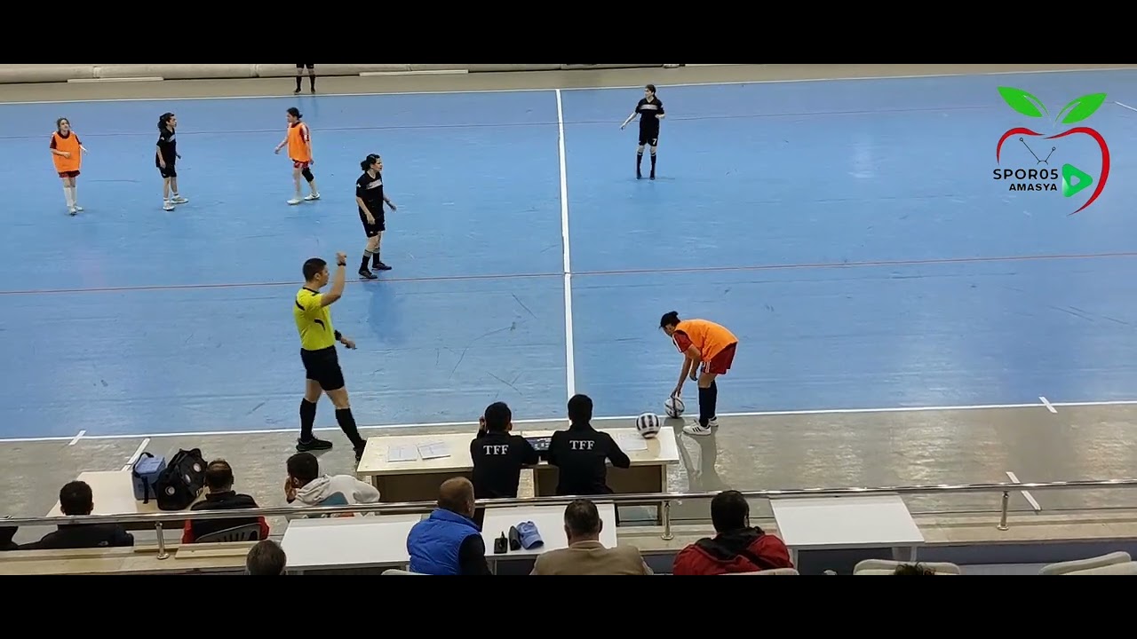 KIZLARDA AMASYA GAZİ ORTAOKULU  FARKLI GALİP GELDİ