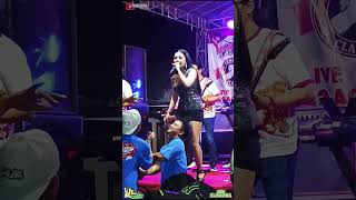 Download Lagu NEW ELSAMBA LIVE DI CATAK GAYAM 2025 #dangdutkoplo #dangdut #newelsamba #jlmusicjombang MP3