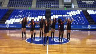 Flashmob con las cheerleaders Orange