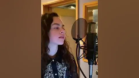 I Fall to Pieces Cover