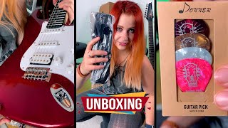 Beginner Guitar Unboxing - DONNER DST 100-R Set #shorts