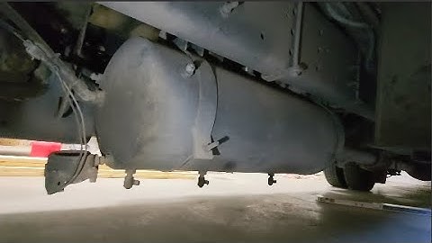 TSLABUS Skoolie Conversion #7: Replacing Air Tank Fittings