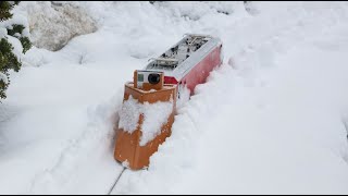 Schneeräumung auf unserer LGB Gartenbahn