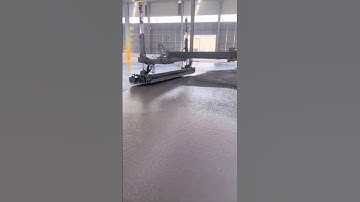 Ingenious construction technology machine screeding concrete flooring