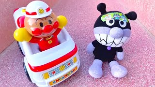 アンパンマンが公園をパトロール！ケガをした子にばんそうこうをはってあげよう！