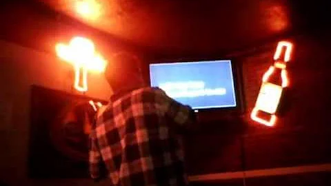 Joey sings karaoke